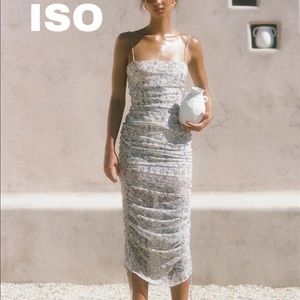 ISO:in search of this dress in a M or L